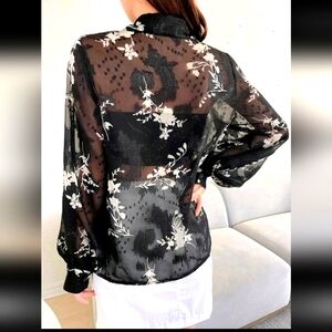 New XL Floral Sheer Black and White Women's Top